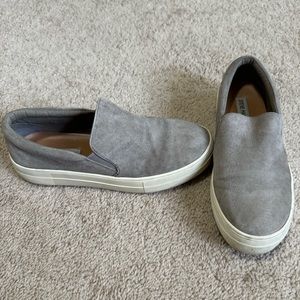 Steve Madden Gills slip ons